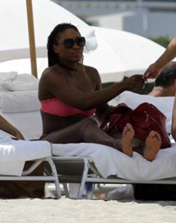 Serena Williams feet photo thumbnail