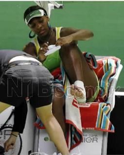 Serena Williams feet photo thumbnail