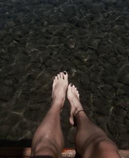 Serenay Aktas feet photo 11