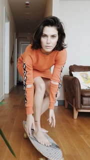Serenay Aktas feet photo 1