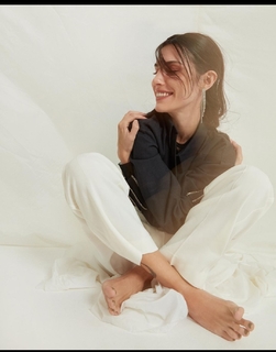 Serenay Aktas feet photo 10