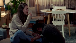 Serenay Sarikaya feet photo thumbnail