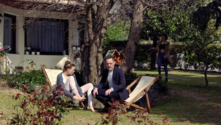 Serenay Sarikaya feet photo thumbnail