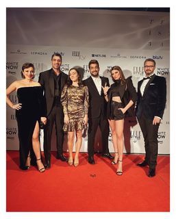 Serenay Sarikaya feet photo thumbnail