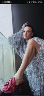 Serenay Sarikaya feet photo thumbnail