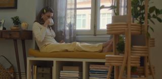 Serenay Sarikaya feet photo thumbnail