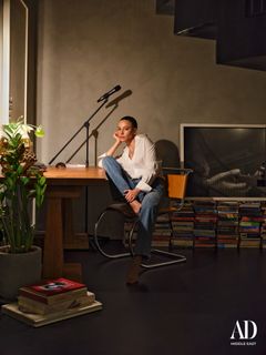 Serenay Sarikaya feet photo thumbnail