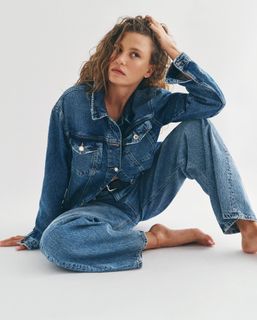 Serenay Sarikaya feet photo 18