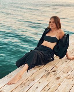 Serenay Sarikaya feet photo 9
