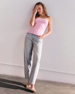 Serenay Sarikaya feet photo 7