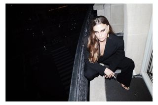 Serenay Sarikaya feet photo 6