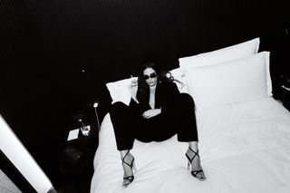 Serenay Sarikaya feet photo 5