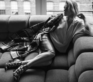 Serinda Swan feet photo thumbnail