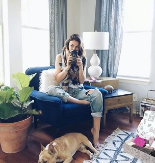 Serinda Swan feet photo thumbnail