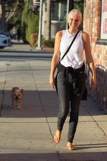 Serinda Swan feet photo thumbnail