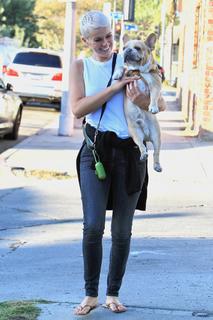 Serinda Swan feet photo thumbnail