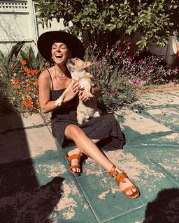 Serinda Swan feet photo thumbnail