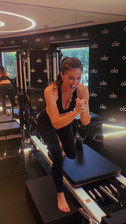 Serinda Swan feet photo thumbnail