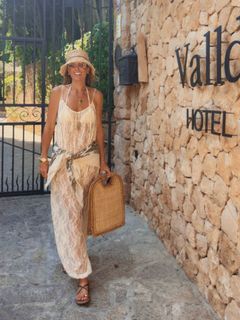 Serinda Swan feet photo 1