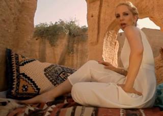 Sertab Erener feet photo 3