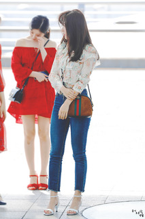 Seul-gi Kang feet photo thumbnail