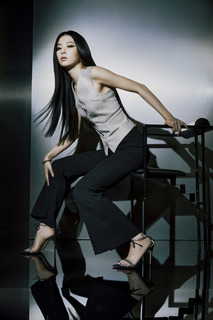 Seul-gi Kang feet photo thumbnail