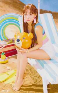 Seul-gi Kang feet photo thumbnail