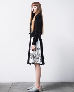 Seul-gi Kang feet photo thumbnail