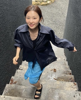 Seul-gi Kang feet photo thumbnail