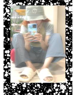 Seul-gi Kang feet photo thumbnail