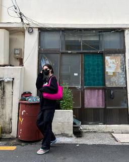 Seul-gi Kang feet photo thumbnail