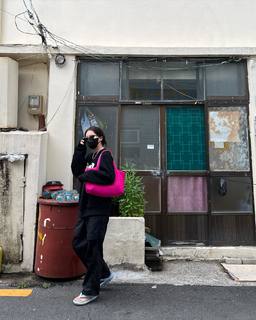 Seul-gi Kang feet photo thumbnail