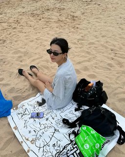 Seul-gi Kang feet photo thumbnail