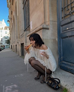 Seul-gi Kang feet photo thumbnail