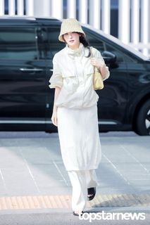 Seul-gi Kang feet photo 16