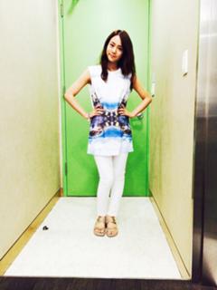 Seung-Yeon Han feet photo 17