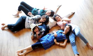 Seung-Yeon Han feet photo 11