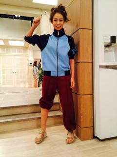 Seung-Yeon Han feet photo 3
