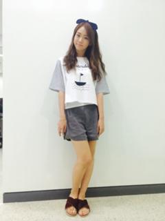 Seung-Yeon Han feet photo 2