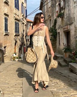 Severina Kojic feet photo thumbnail