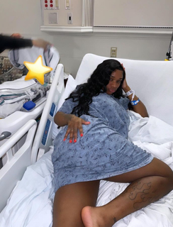 Sexyy Red feet photo thumbnail