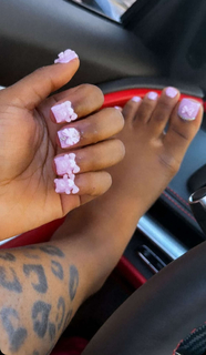 Sexyy Red feet photo thumbnail