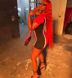 Sexyy Red feet photo thumbnail