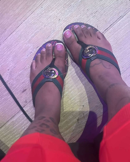 Sexyy Red feet photo thumbnail