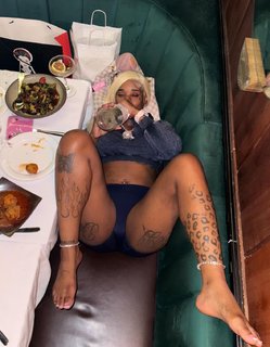 Sexyy Red feet photo thumbnail