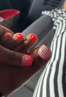 Sexyy Red feet photo thumbnail
