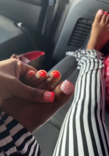 Sexyy Red feet photo thumbnail