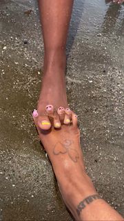 Sexyy Red feet photo thumbnail