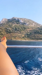 Seyma Subasi feet photo thumbnail