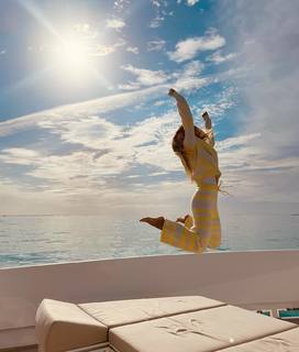 Seyma Subasi feet photo thumbnail